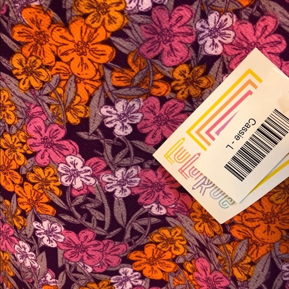 Lularoe Cassie skirt large - Picture 2 of 2